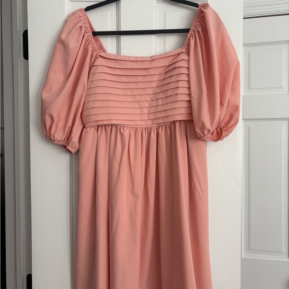 Elegant Pink Pleated Dress